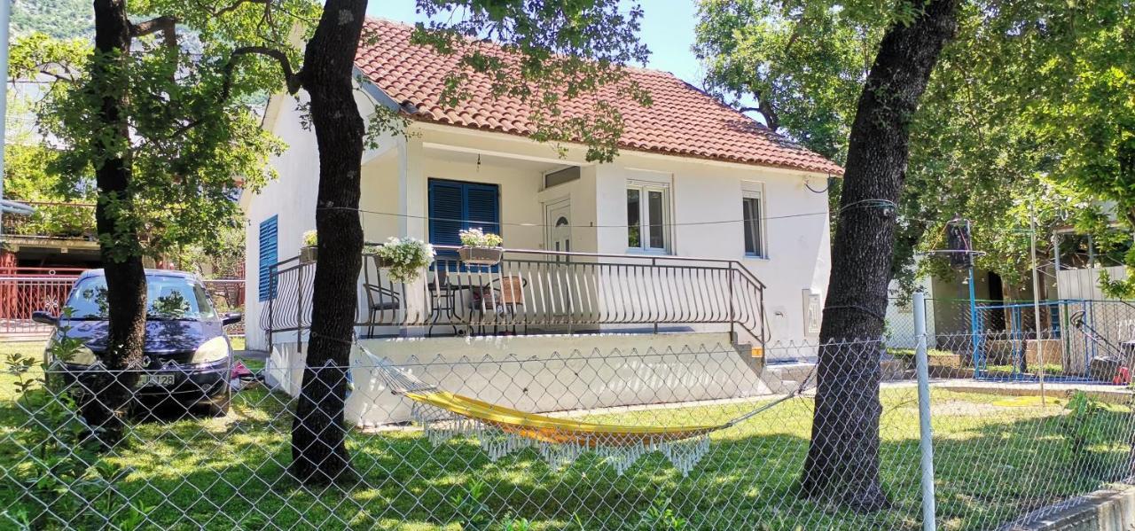 Forest House Sutomore Exterior foto